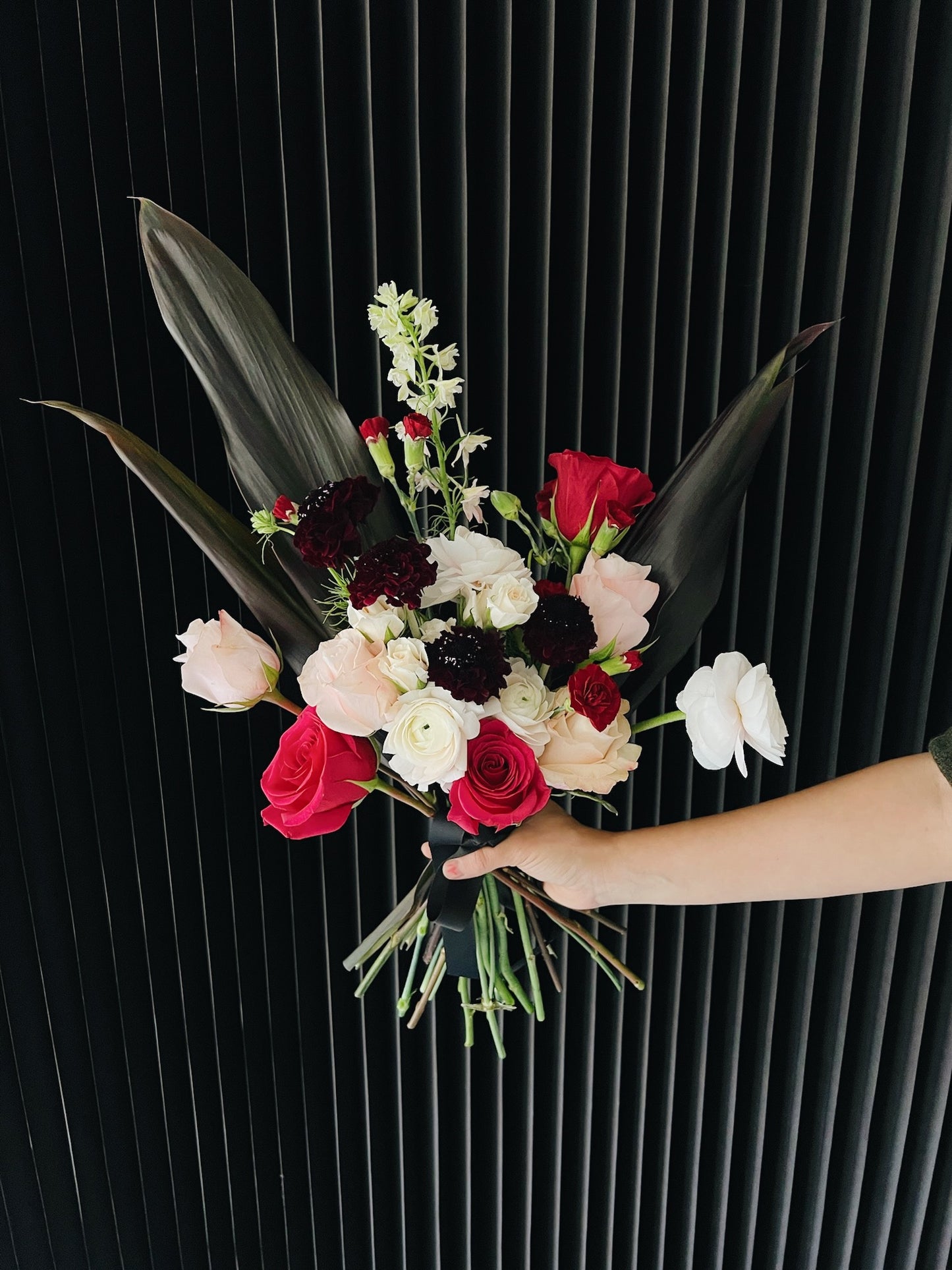 Signature Bouquet - Modern Moody