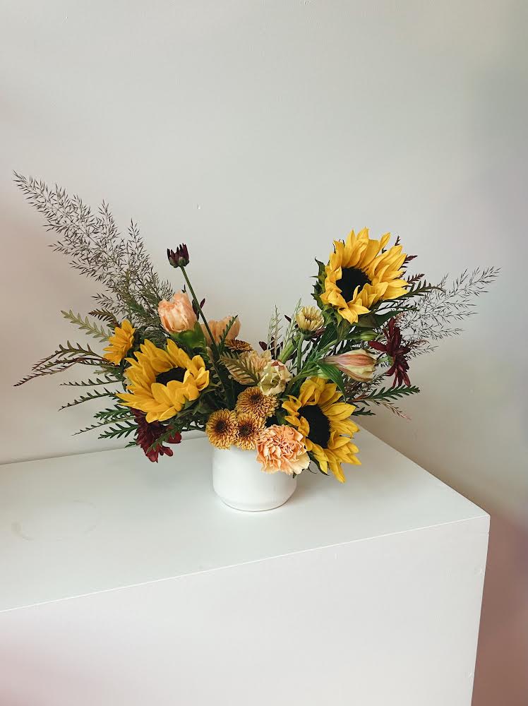 Signature Arrangement - Seasonal