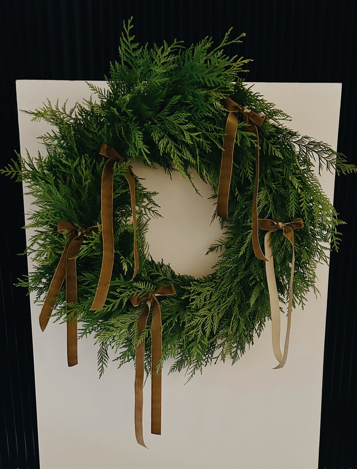 BESPOKE MARKET HOLIDAY WREATH WORKSHOP