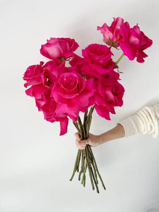 Signature Roses - Pink Party Bunch