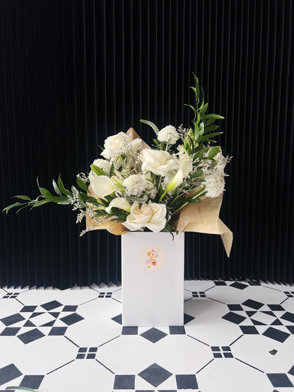 Signature Bouquet - Whimsical Whites